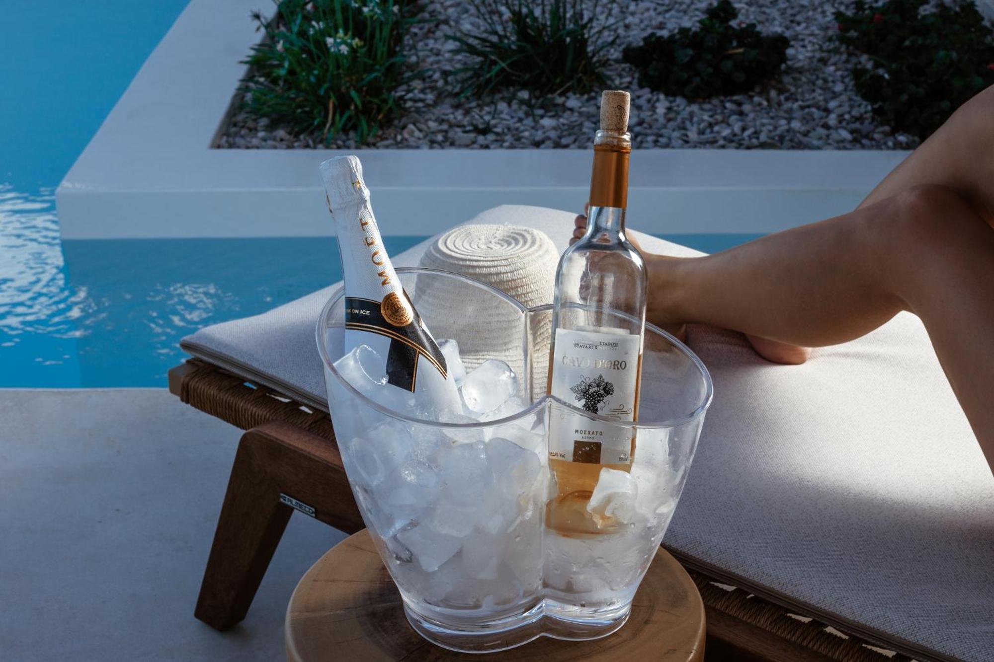 Golden Vista, Beachfront Suites By Explore Andros Luaran gambar